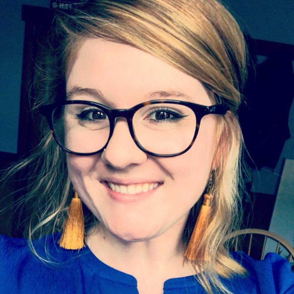 Meet your Posher, Kayla